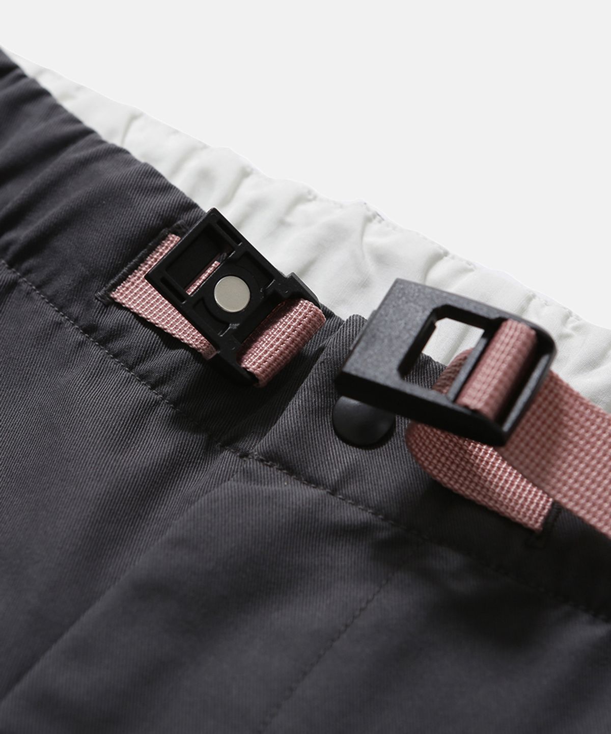 모이프(MOIF) [SS26] COMFY SKATER SHORTS / CHARCOAL