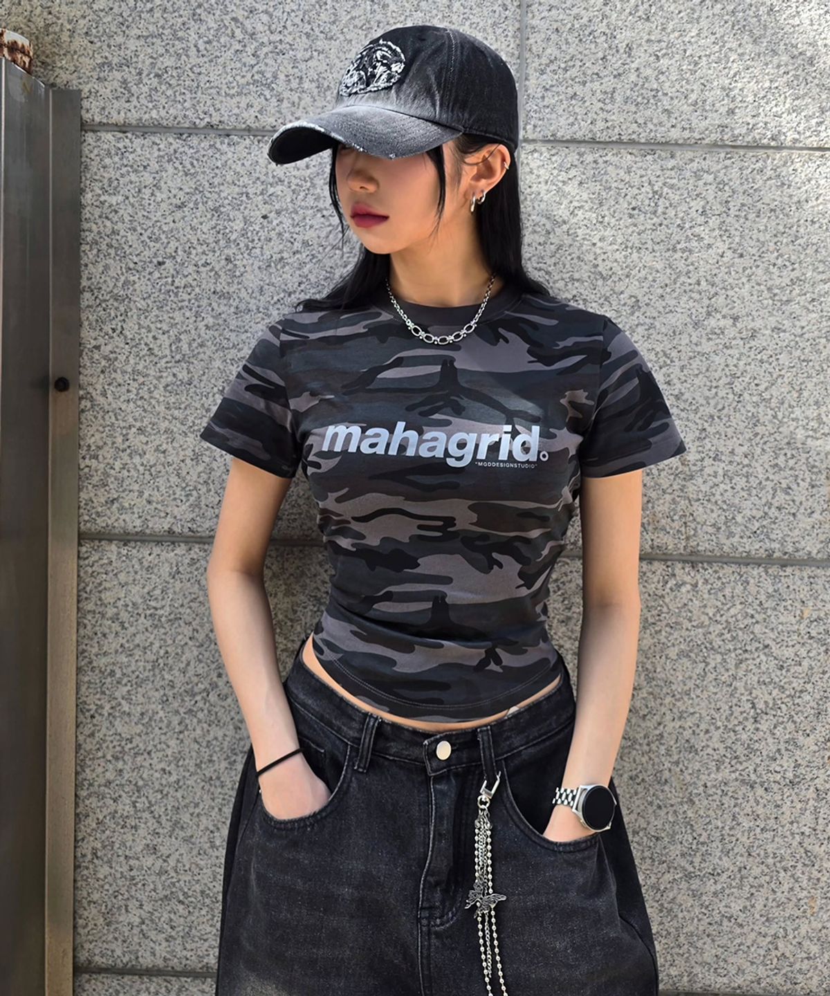 마하그리드(MAHAGRID) CAMO PATTERN BASIC LOGO CROP TEE GREEN(MG2GMMT531A)