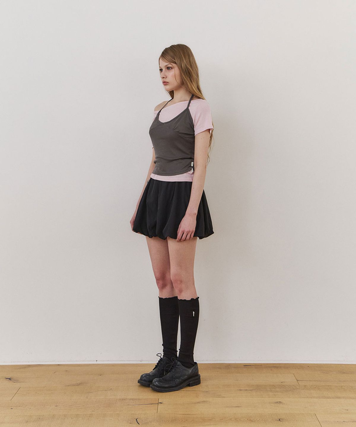 우네(OONE) Sheer Balloon Mini Skirt_Black