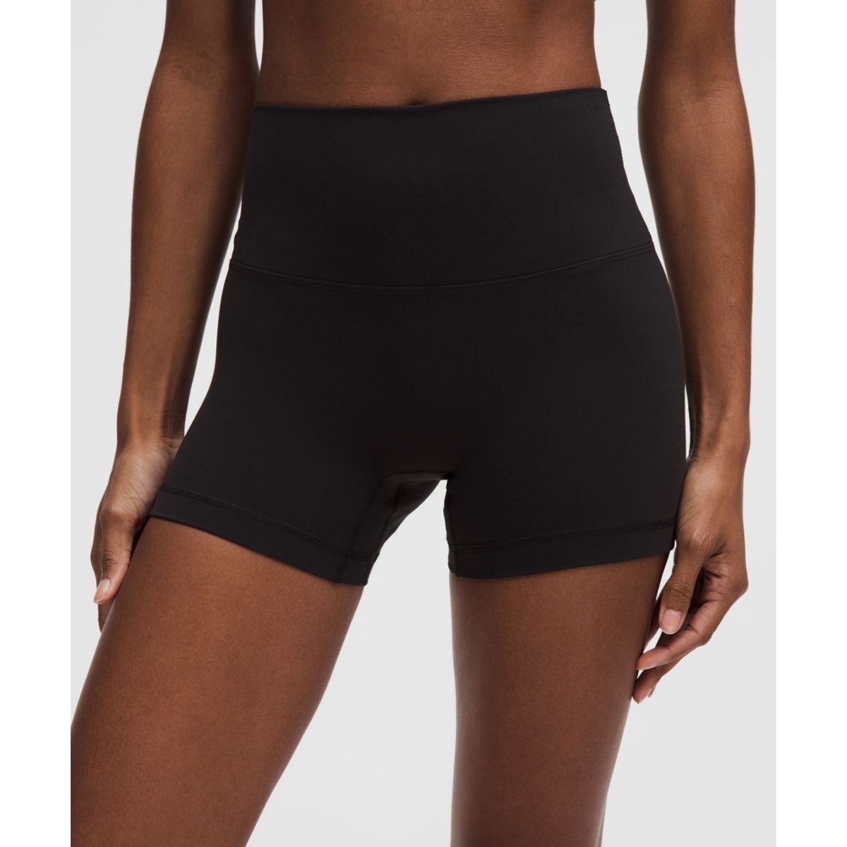 룰루레몬(LULULEMON) Align No Line™ 하이라이즈 쇼츠 4inch  BLK