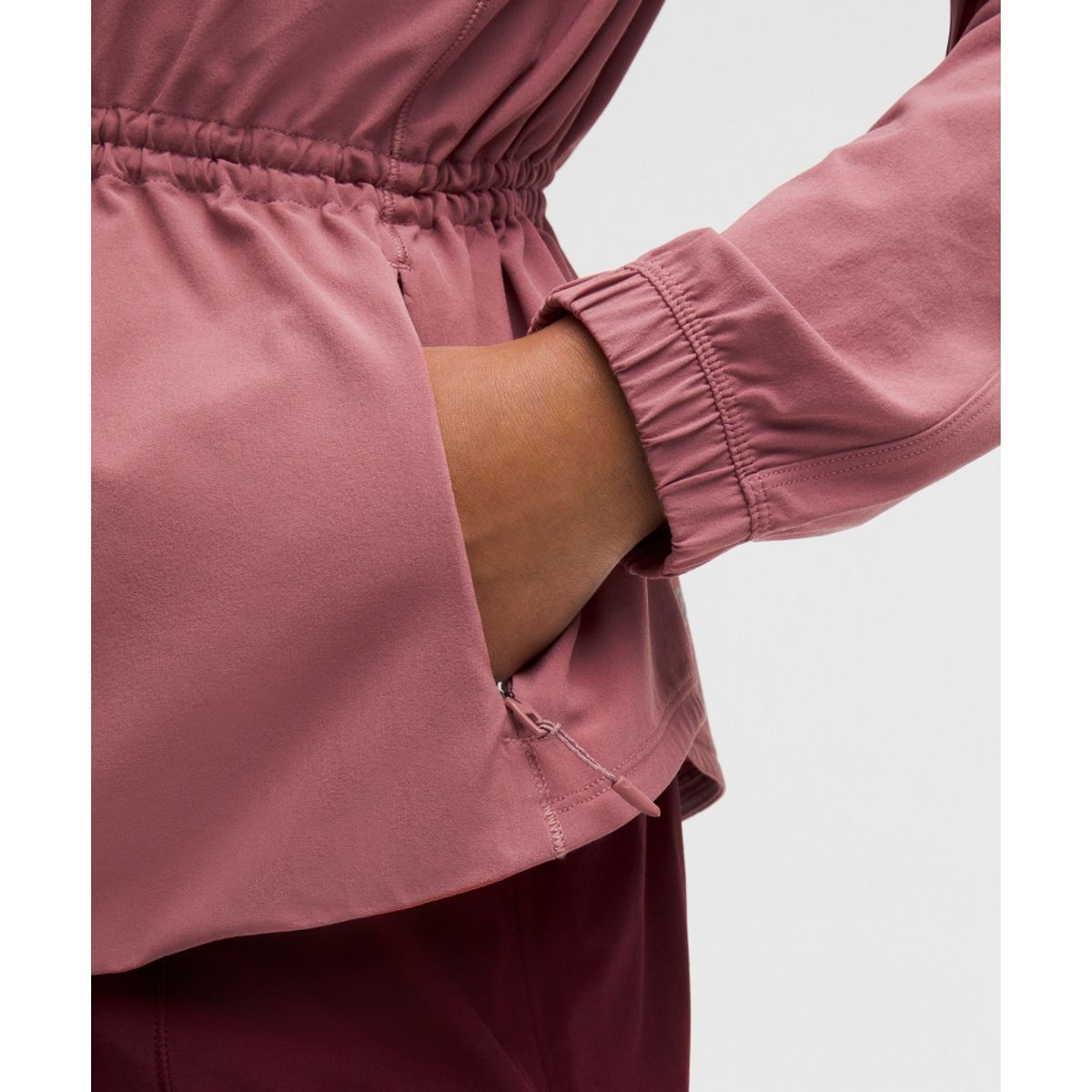 룰루레몬(LULULEMON) UV 프로텍티브 신치 웨이스트 러닝 재킷  DUSK