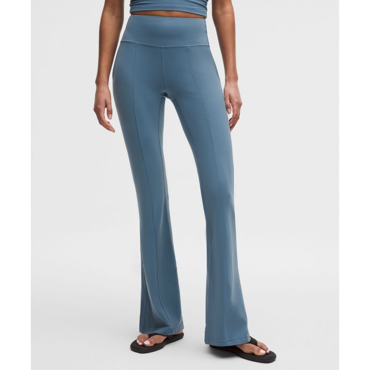 룰루레몬(LULULEMON) 그루브 하이라이즈 플레어드 팬츠 위드 포켓 32.5inch  STLB