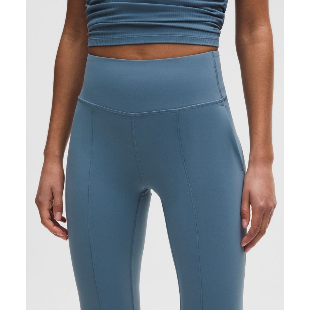 룰루레몬(LULULEMON) 그루브 하이라이즈 플레어드 팬츠 위드 포켓 32.5inch  STLB