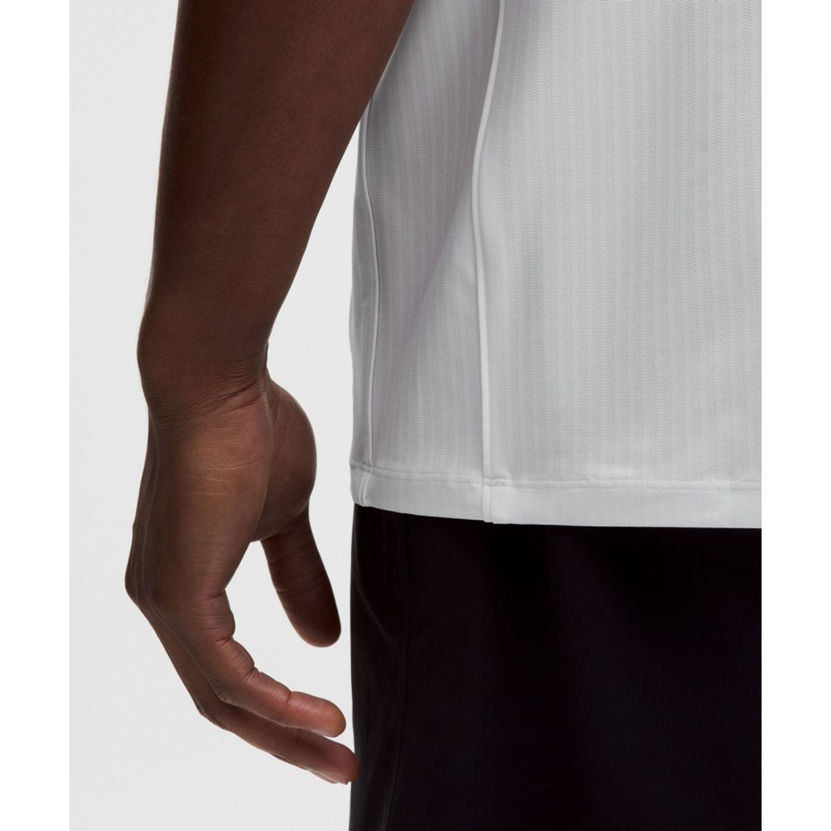 룰루레몬(LULULEMON) UV 프로텍티브 스트라이프 메쉬 테니스 폴로 셔츠  WHT