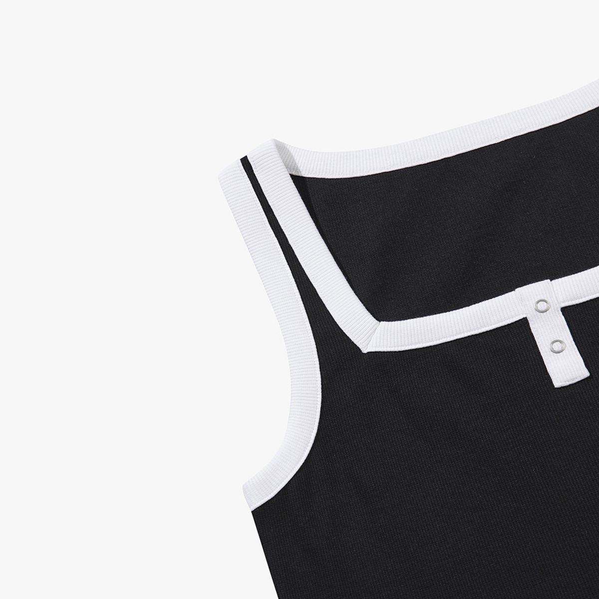 디아도라(diadora) 스퀘어넥 슬리브리스 BLACK