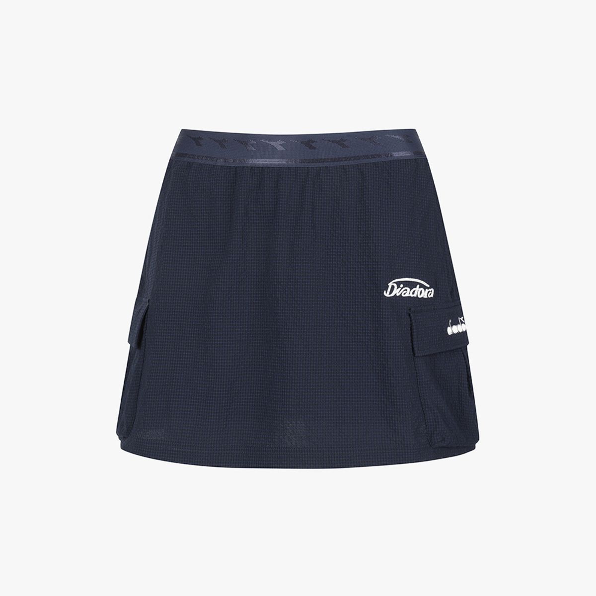 디아도라(diadora) 에어서커 카고 스커트 NAVY