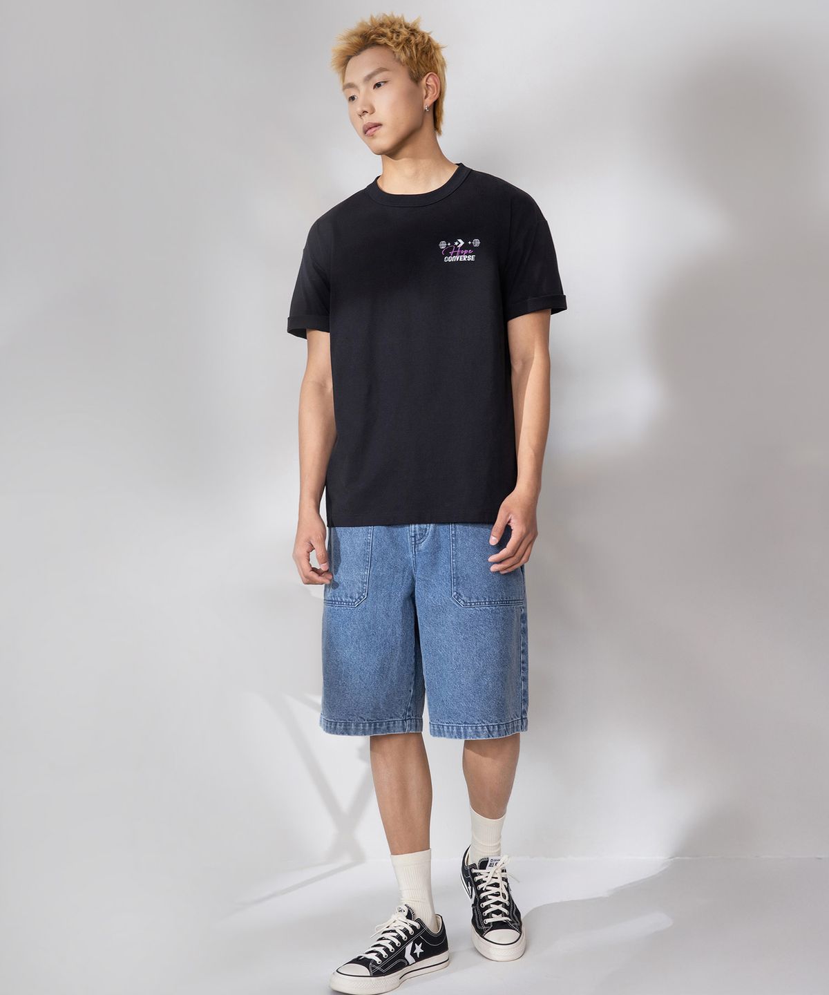 컨버스(CONVERSE) 소로나 로고 그래픽 티셔츠 블랙 MCJ754-023