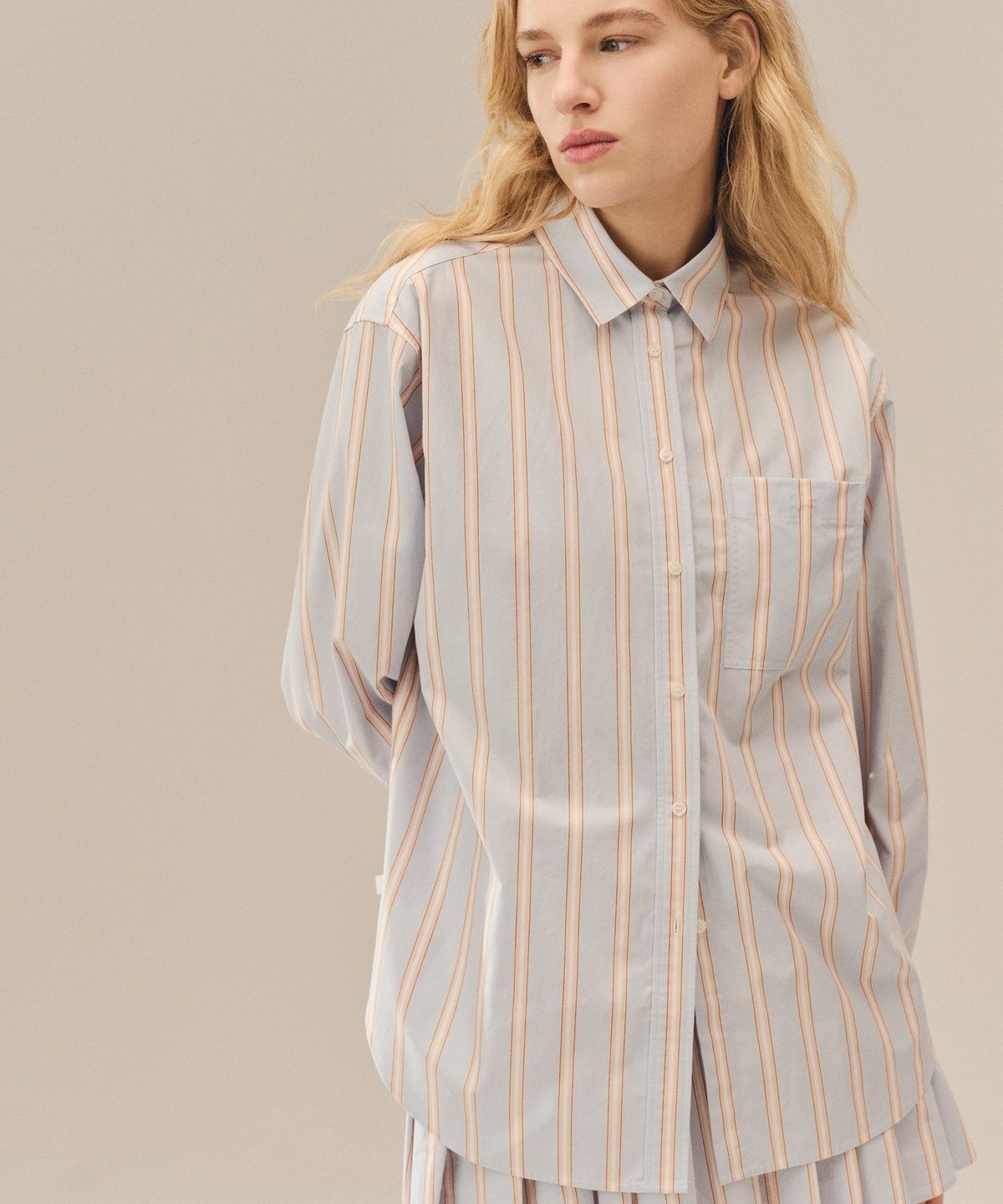 라코스테(LACOSTE) 여성 오버핏 클래식 포플린 셔츠 CF1054-56G 48C