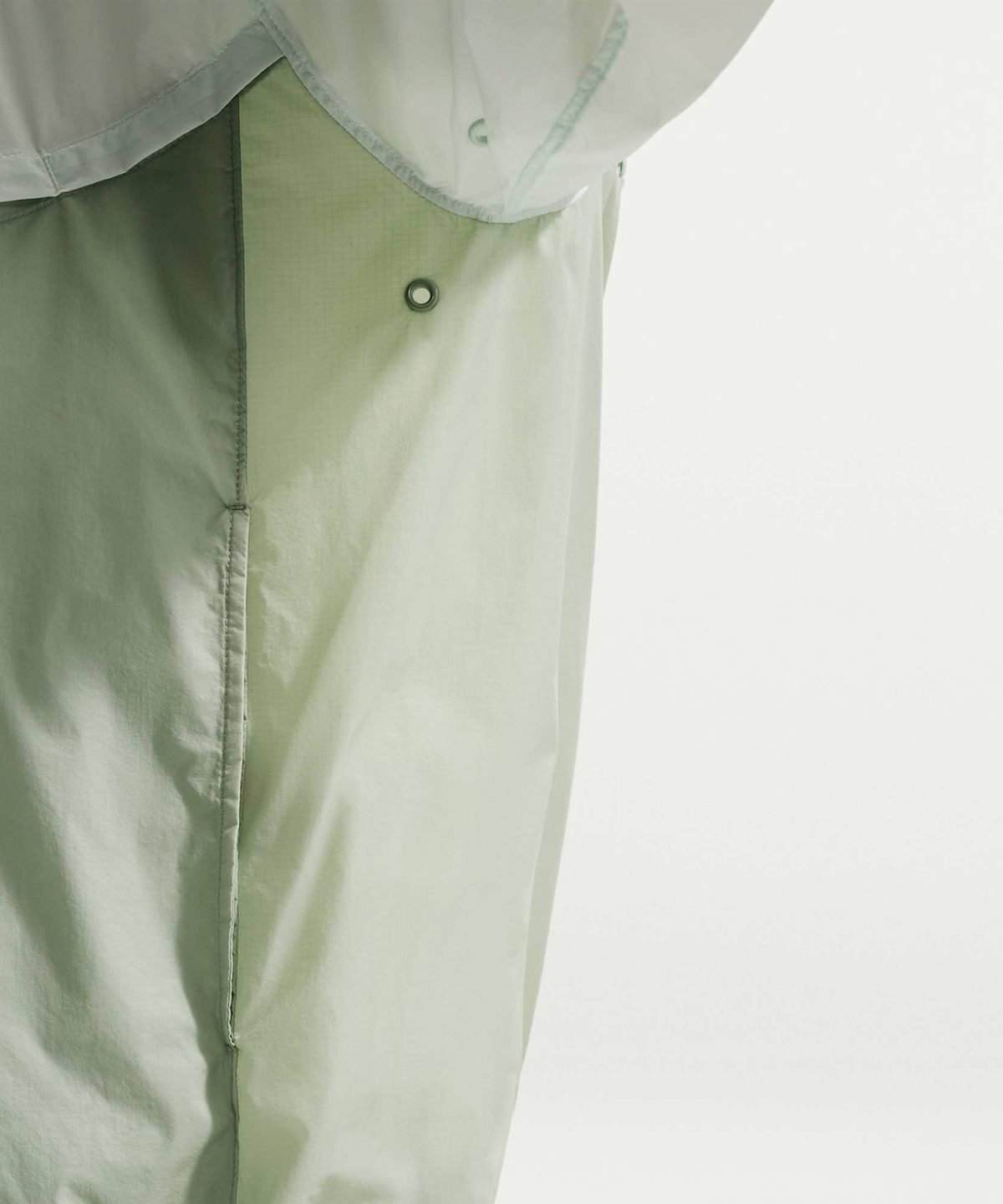 나이키(NIKE) 윈드러너 언라인드 풀집 UV 재킷 M - 배얼리 그린:제이드 호라이즌:화이트 / IO9628-394