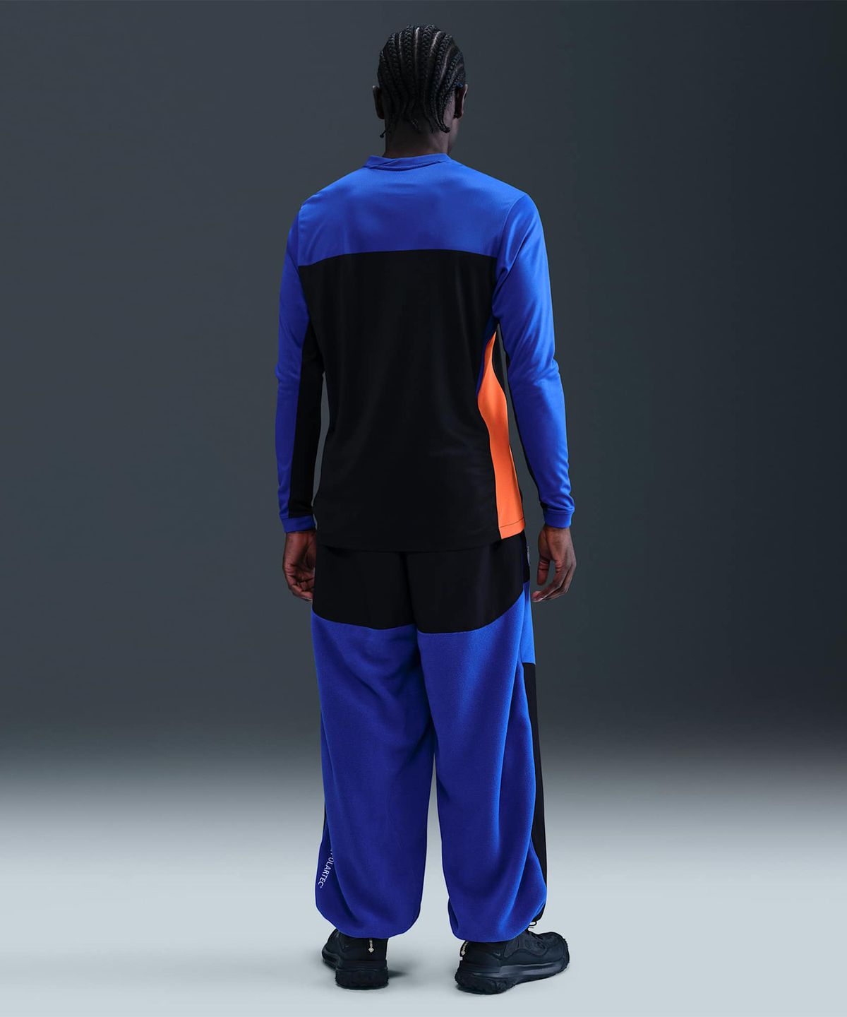 나이키(NIKE) 인터 밀란 2026 스타디움 SE ACG 드라이 핏 축구 긴소매 레플리카 저지 M - 하이퍼 블루:블랙:세이프티 오렌지 / IB3144-413