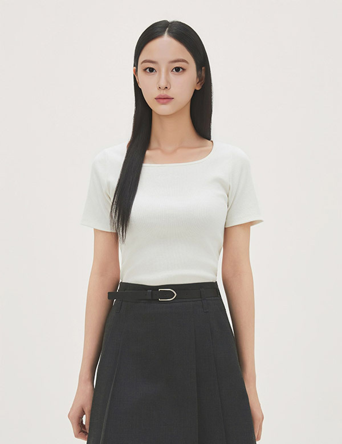 로엠(ROEM) 올데이 스퀘어넥 자수 골지 티셔츠 RMHWG24R11