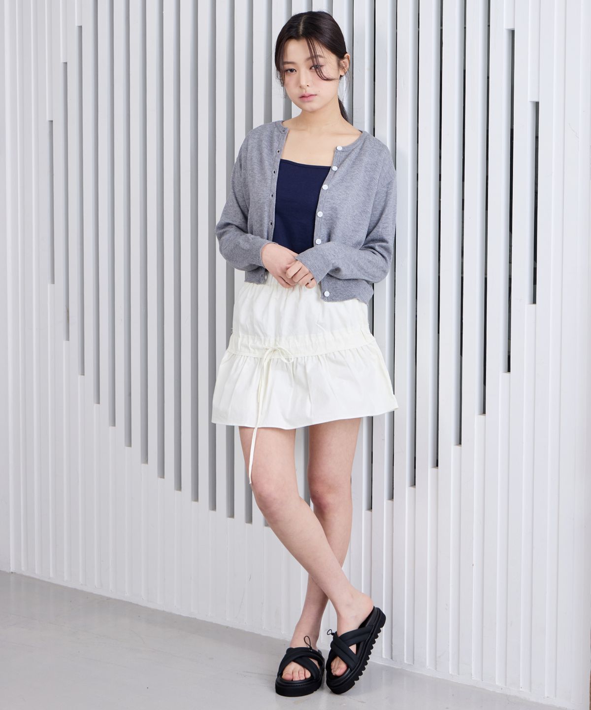 세스띠(CESTI) 퍼피 크로스 슬리퍼 (BLACK)