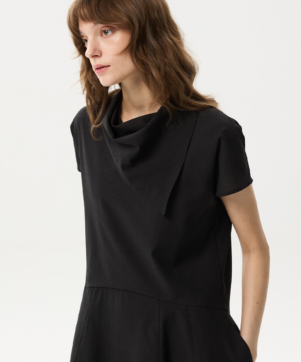 미드앤로우(MIDNLOW) Scarf Dress(Black)