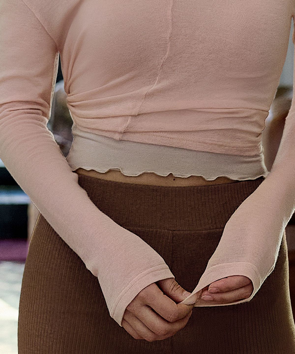 데비웨어(DEVIWEAR) 블룸 시어 롱슬리브 DEVI-T0152-살몬핑크