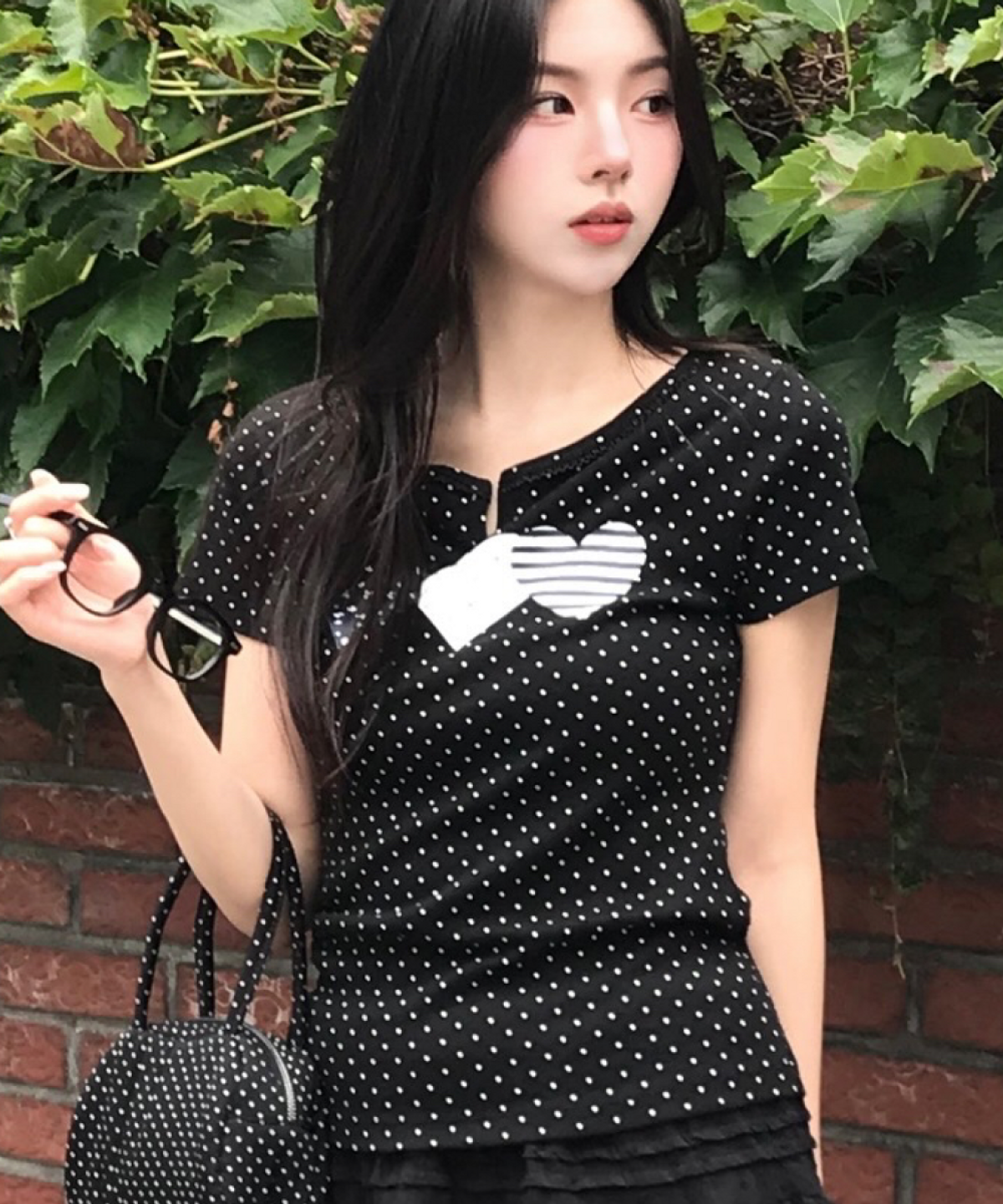로긴 앤 로지(ROGIN N ROSIE) Race Dot Point Heart T-shirt Black