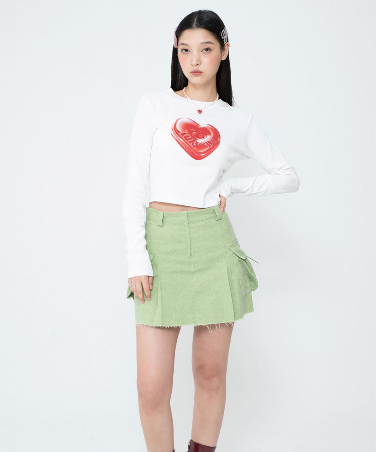 라츠유(LOTSYOU) The Friends Heart Candy Crop Tee White