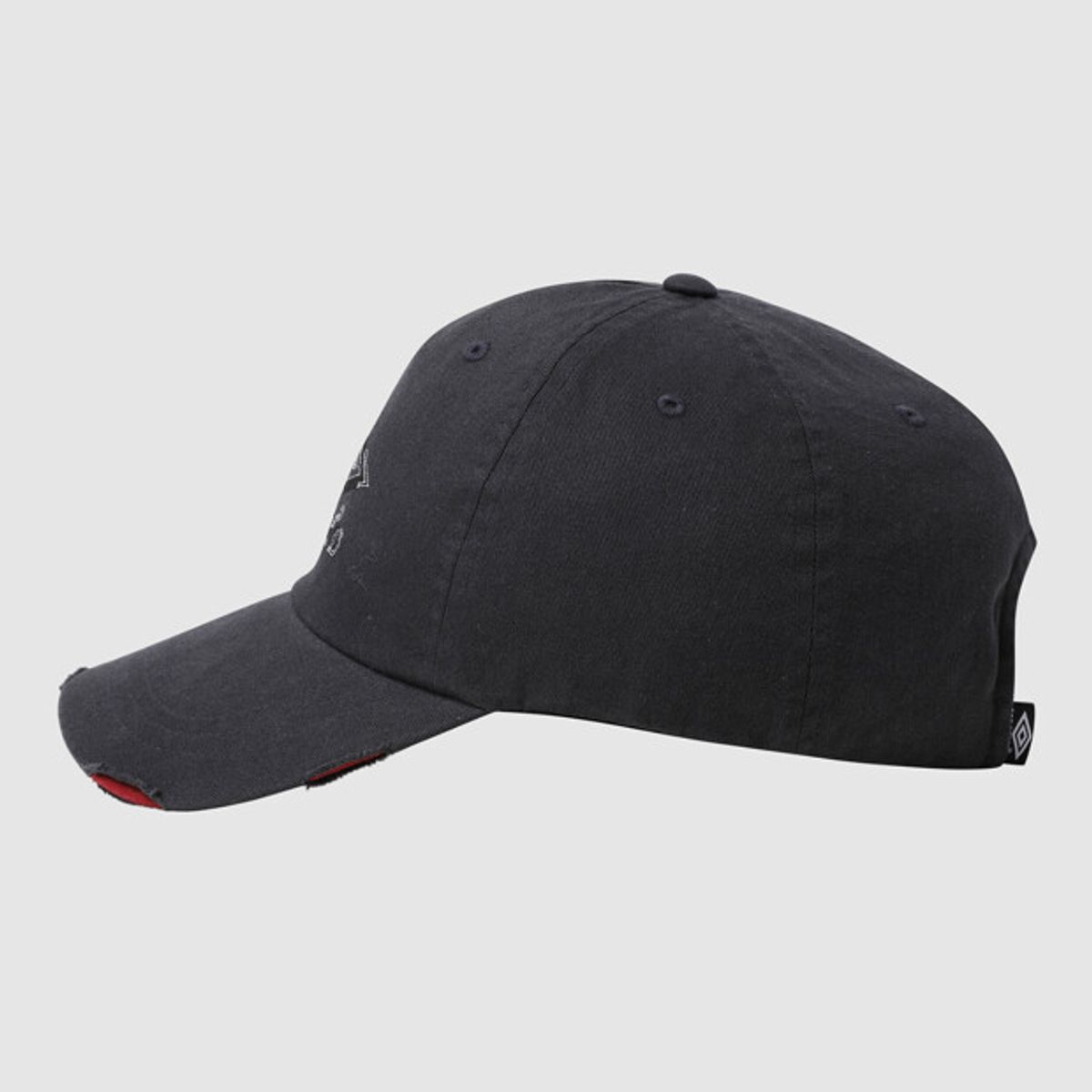 엄브로(UMBRO) 디트로이트 볼캡 차콜 UR123CCP26