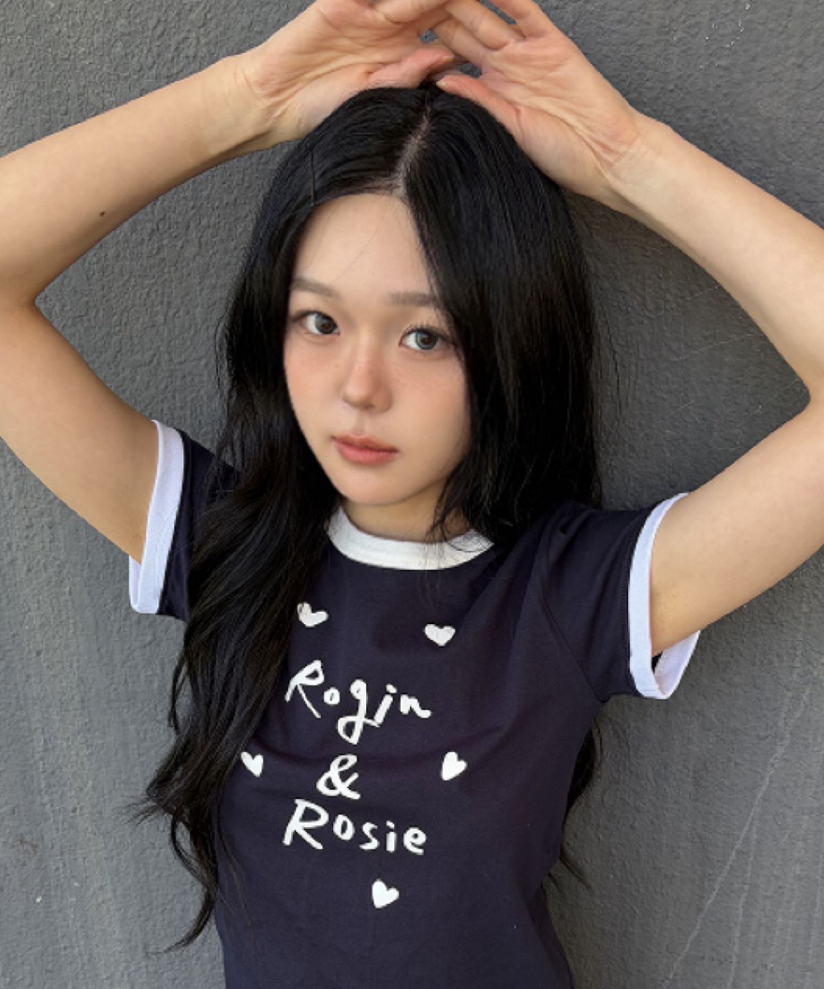 로긴 앤 로지(ROGIN N ROSIE) Rogin N Rosie Lettering Ringer T-shirt Navy