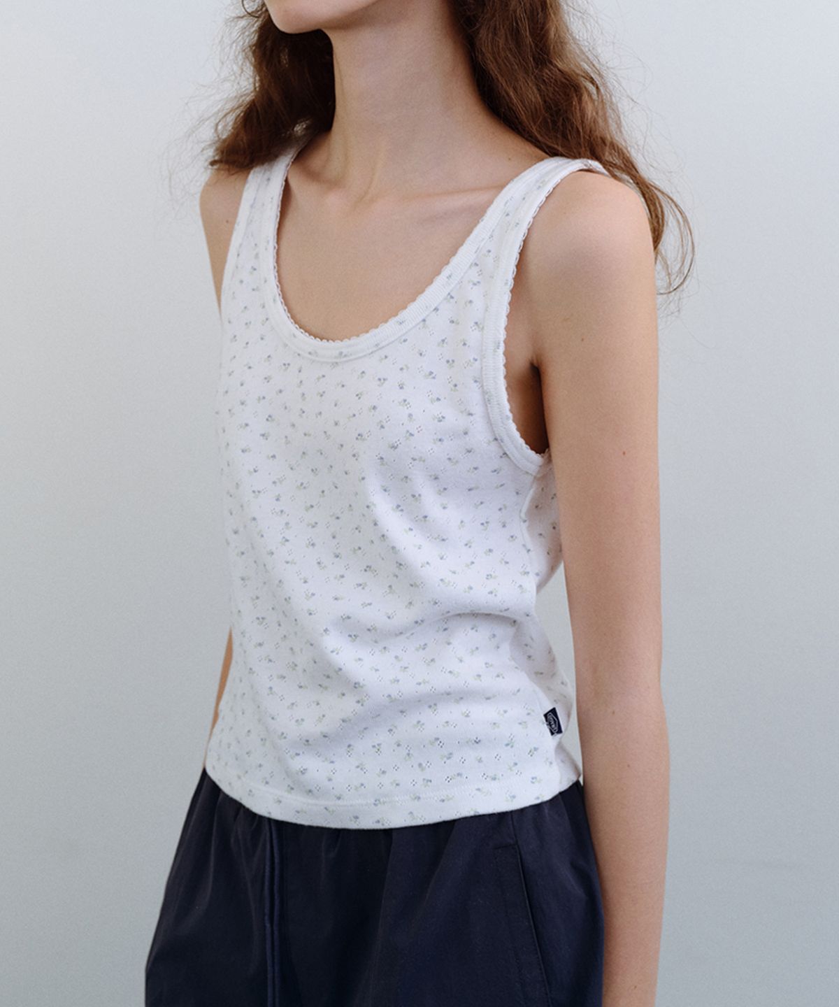 유라고(URAGO) Flower eyelet sleeveless