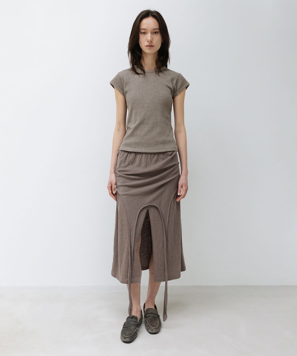 인사일런스 우먼(INSILENCE WOMEN) 와플 베이비핏 캡슬리브 BROWN