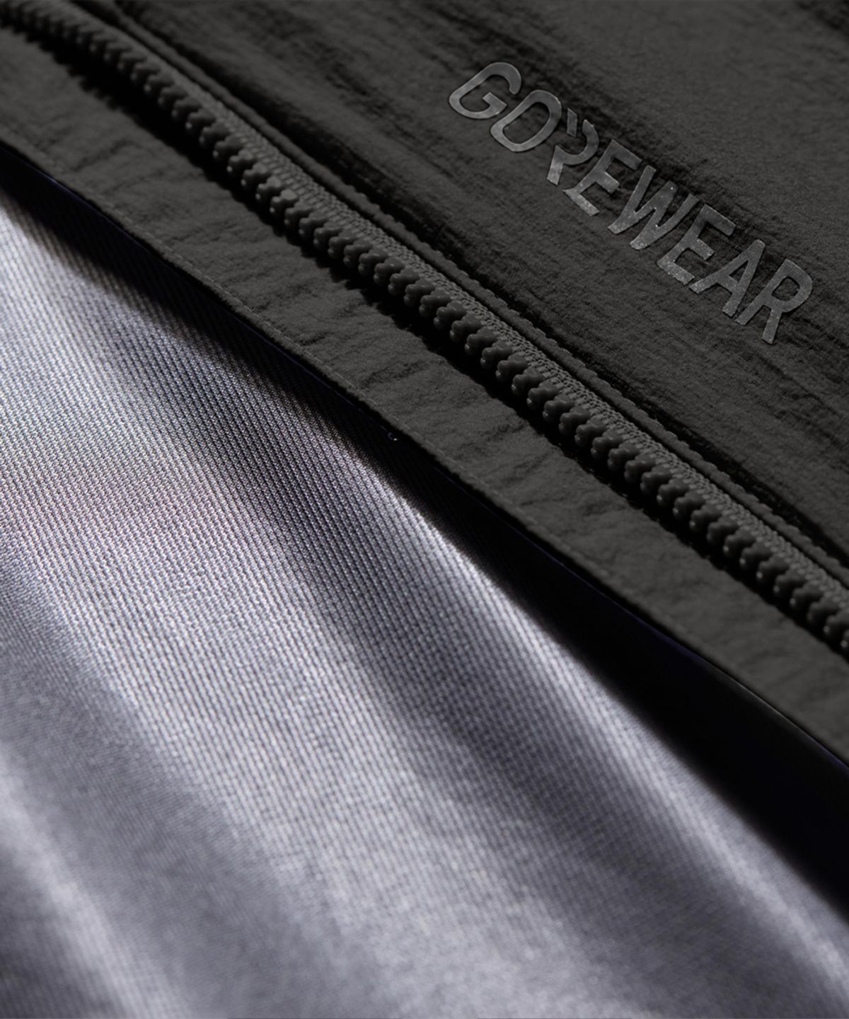 고어웨어(GOREWEAR) 컨커브 윈드스토퍼 ePE 인슐레이티드 베스트 - 블랙 (여성용) 방풍 보온 조끼
