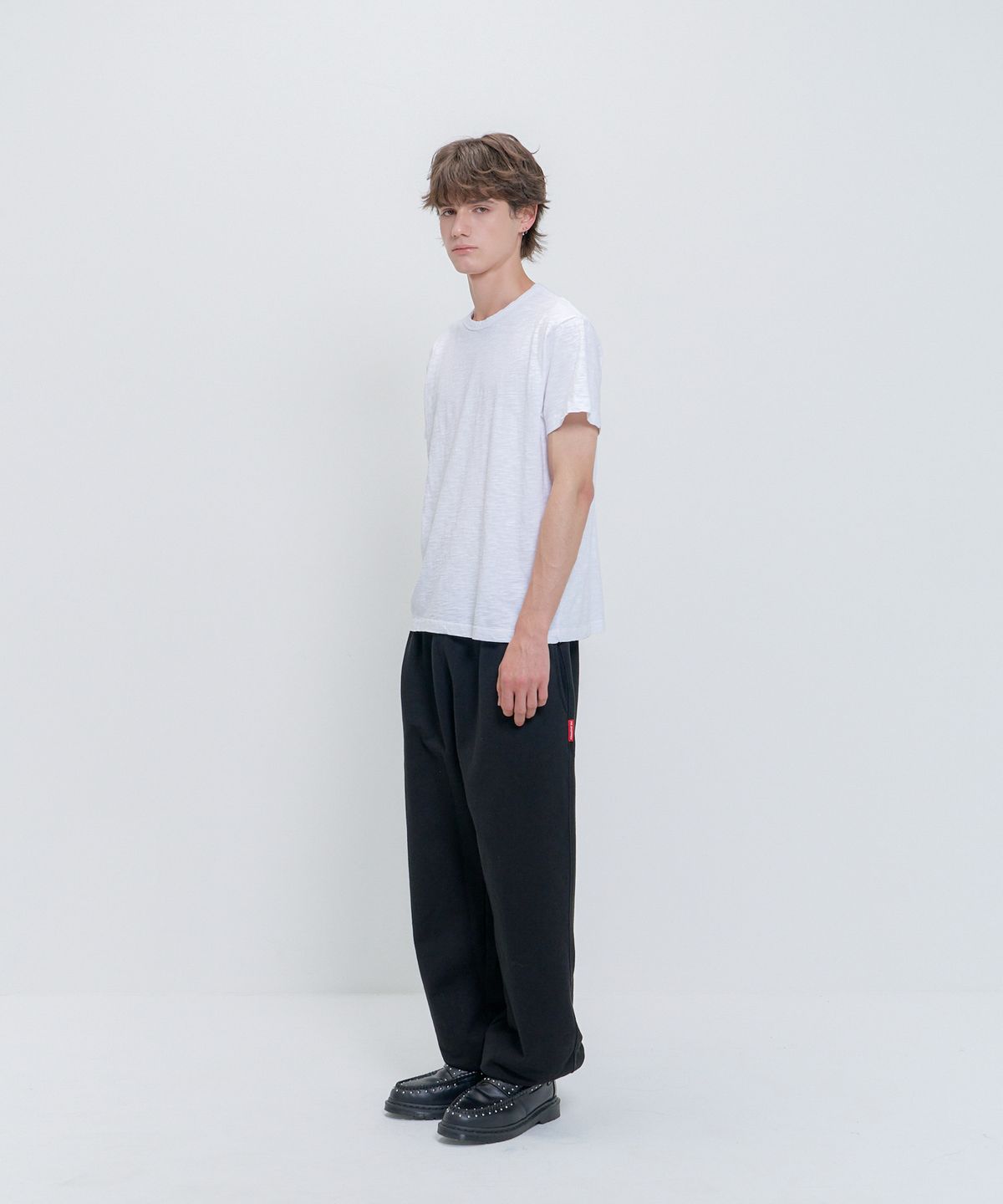 피에스쇼퍼(PSSHOPPER) 세미 크롭 슬럽 빈티지 반팔 티셔츠 [화이트]