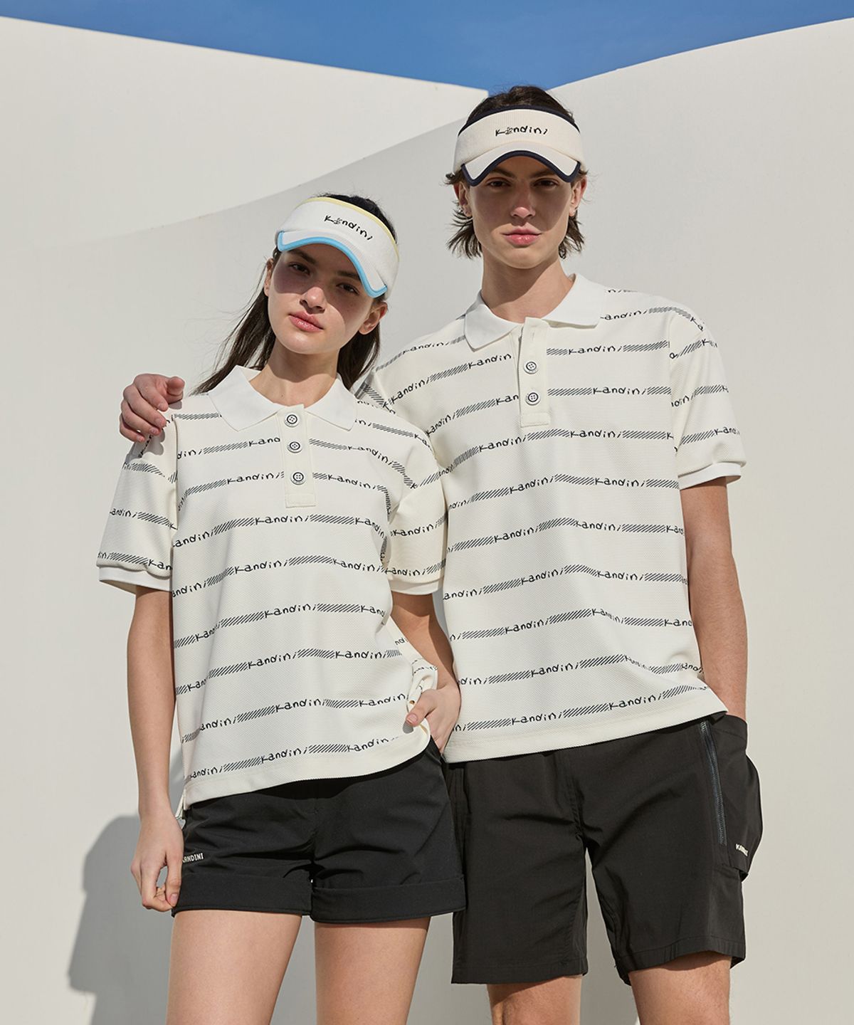 칸디니(KANDINI) 아이보리 로고 박시 폴로셔츠 (Unisex)