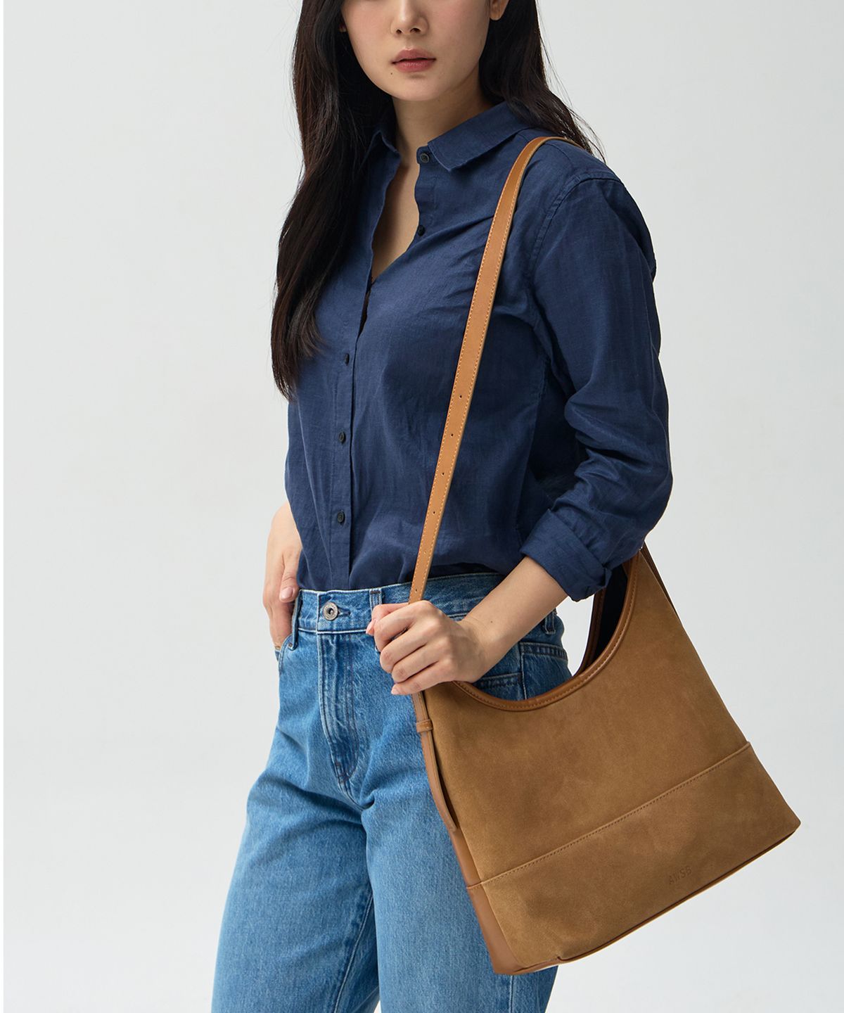 몽삭(MONSAC) Lea REVERSIBLE SHOULDER BAG Beige AP71-2668-GS