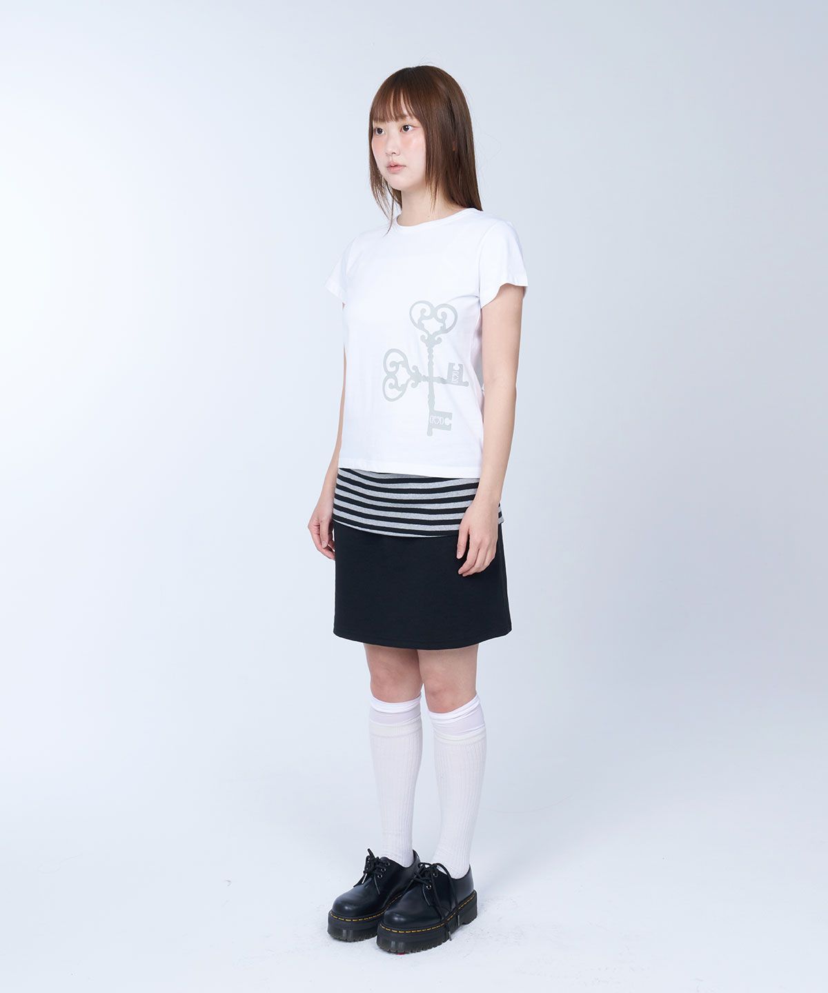 라이라이(LYELYE) Cross key baby tee (white)