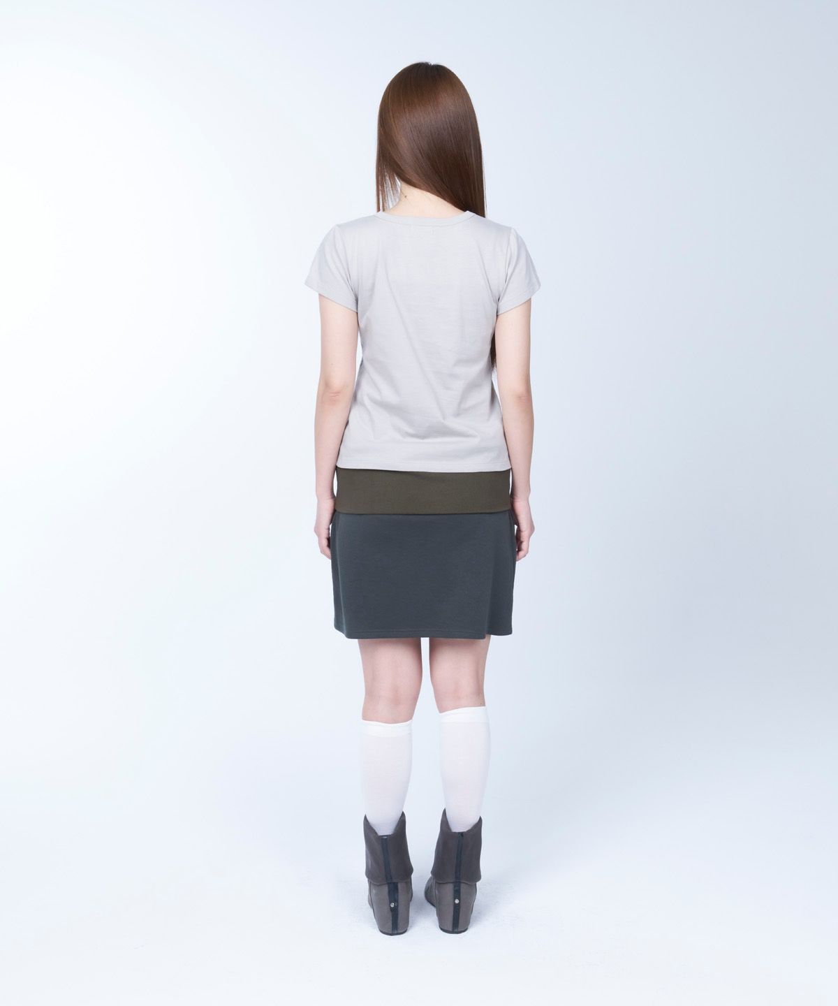라이라이(LYELYE) Cross key baby tee (beige)