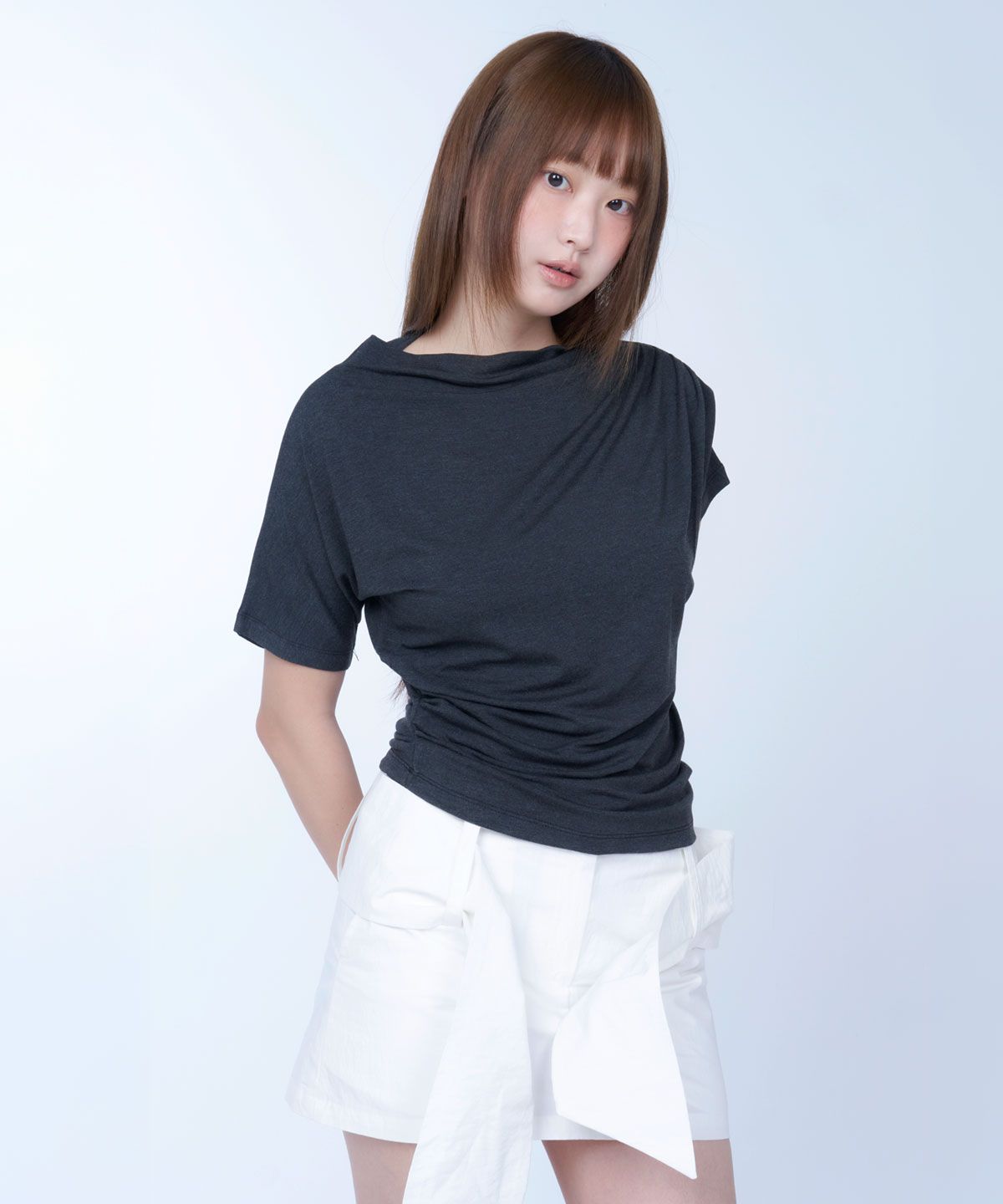 라이라이(LYELYE) Unbalance drape neck top (charcoal)