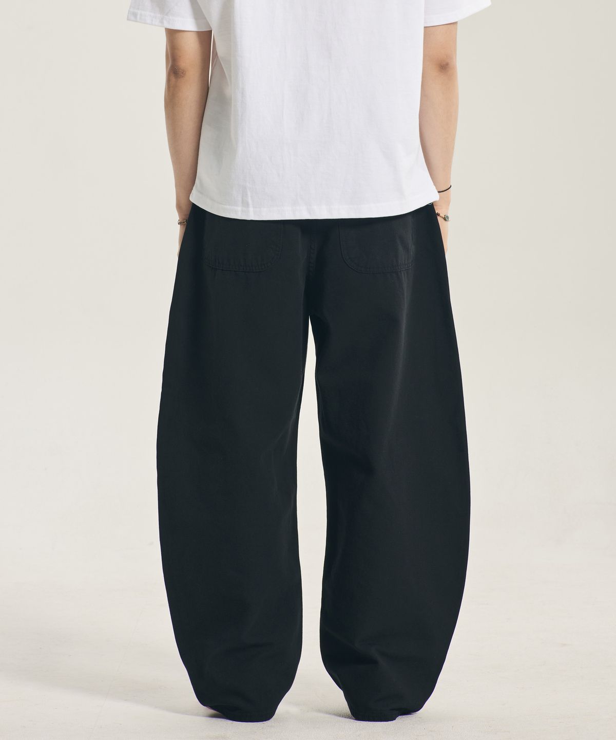 리플라이퍼키(REFLYPERKY) RE8407 서퍼브 커브드 팬츠 (BLACK)