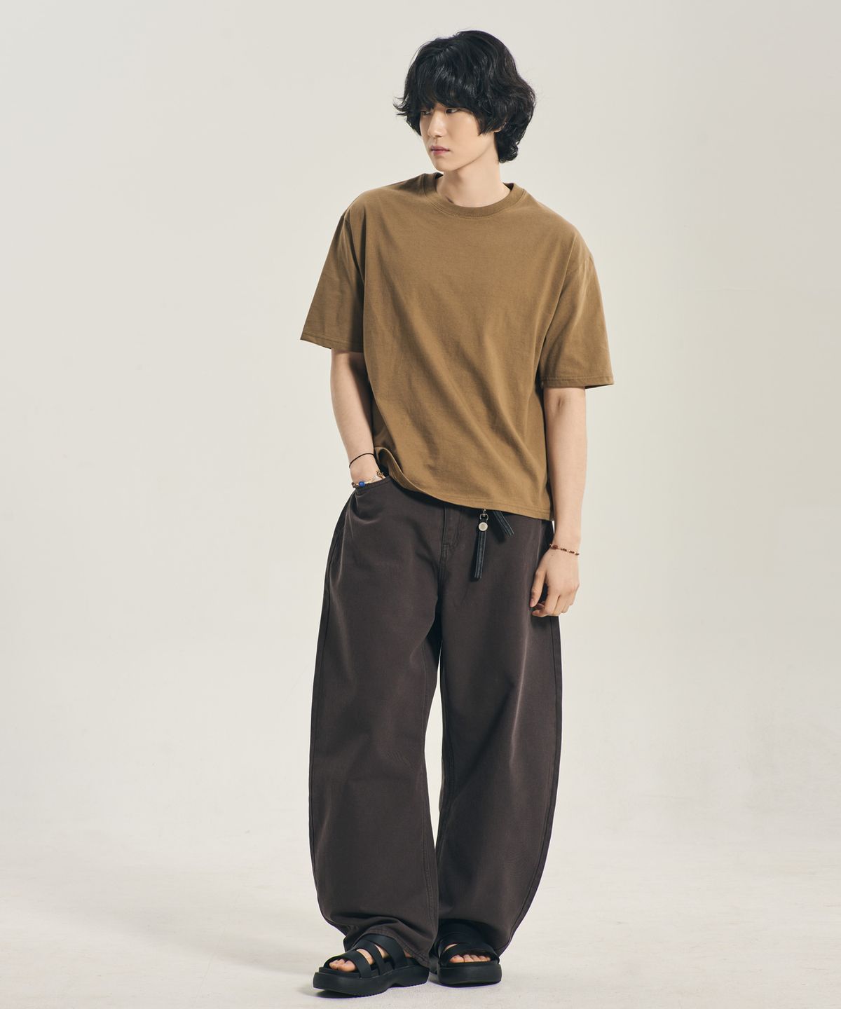 리플라이퍼키(REFLYPERKY) RE8406 서퍼브 커브드 팬츠 (BROWN)