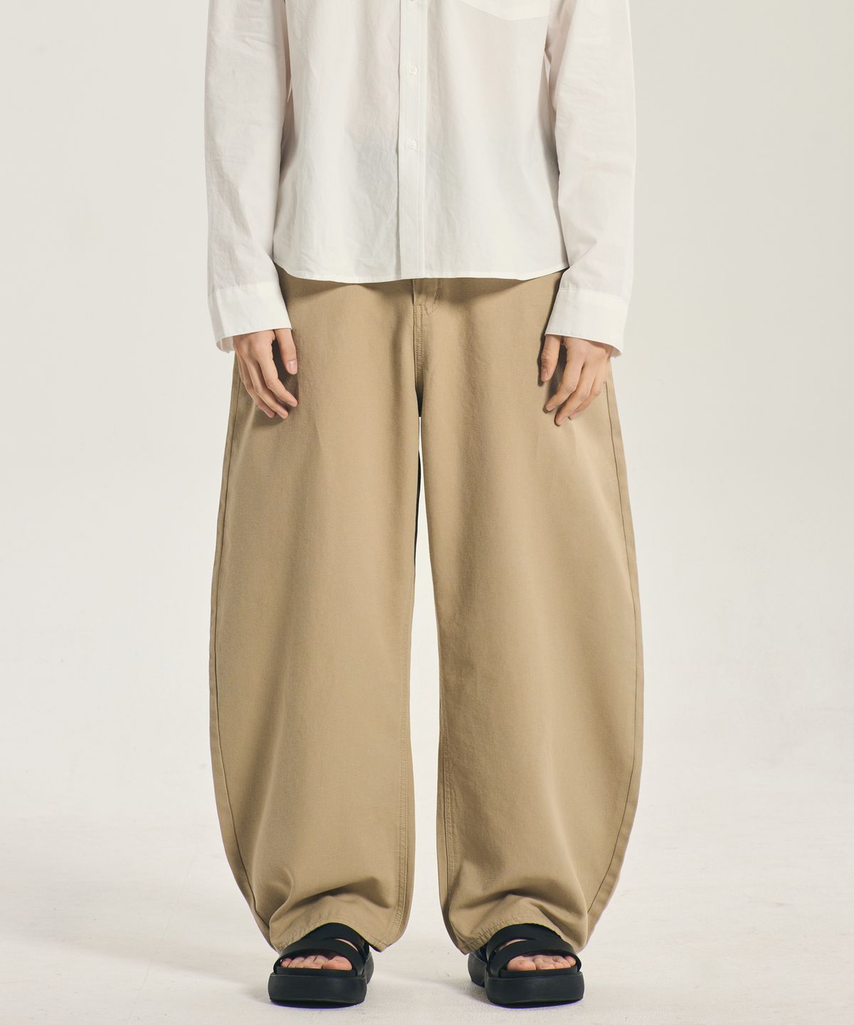 리플라이퍼키(REFLYPERKY) RE8405 서퍼브 커브드 팬츠 (BEIGE)