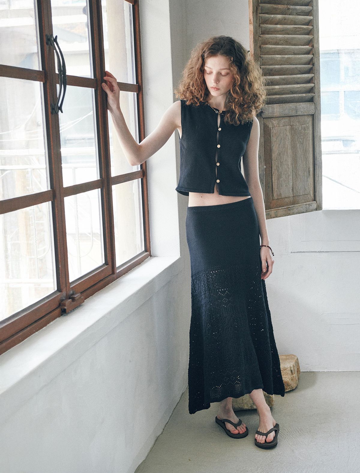 플랫웨이브 인 서울(FLATWAVE IN SEOUL) Ella Knit Crochet Long Skirt Black