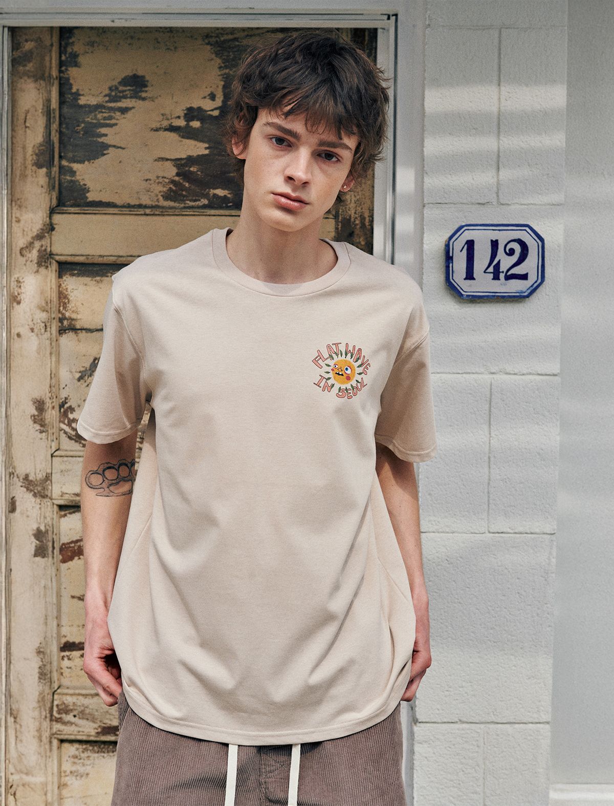플랫웨이브 인 서울(FLATWAVE IN SEOUL) Nilo Print T-Shirts Beige