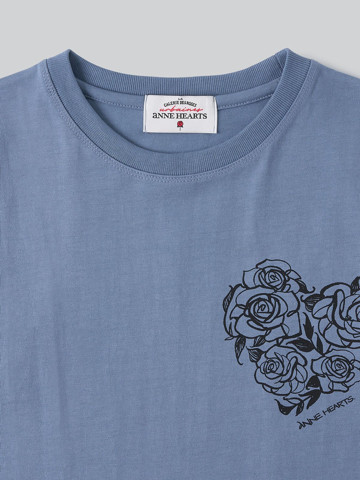 앤하츠(ANNEHEARTS) HeartRose Drawing Tee_BLUE