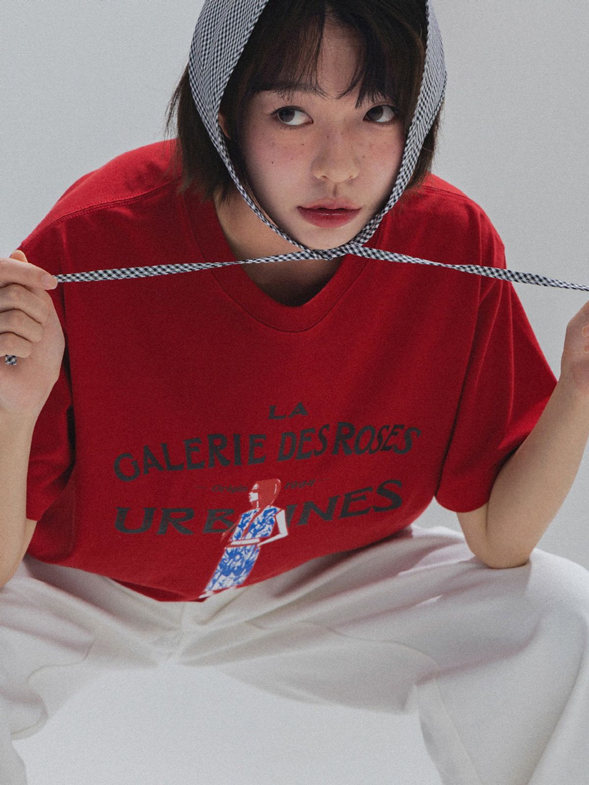 앤하츠(ANNEHEARTS) French Muse Artwork Tee_RED
