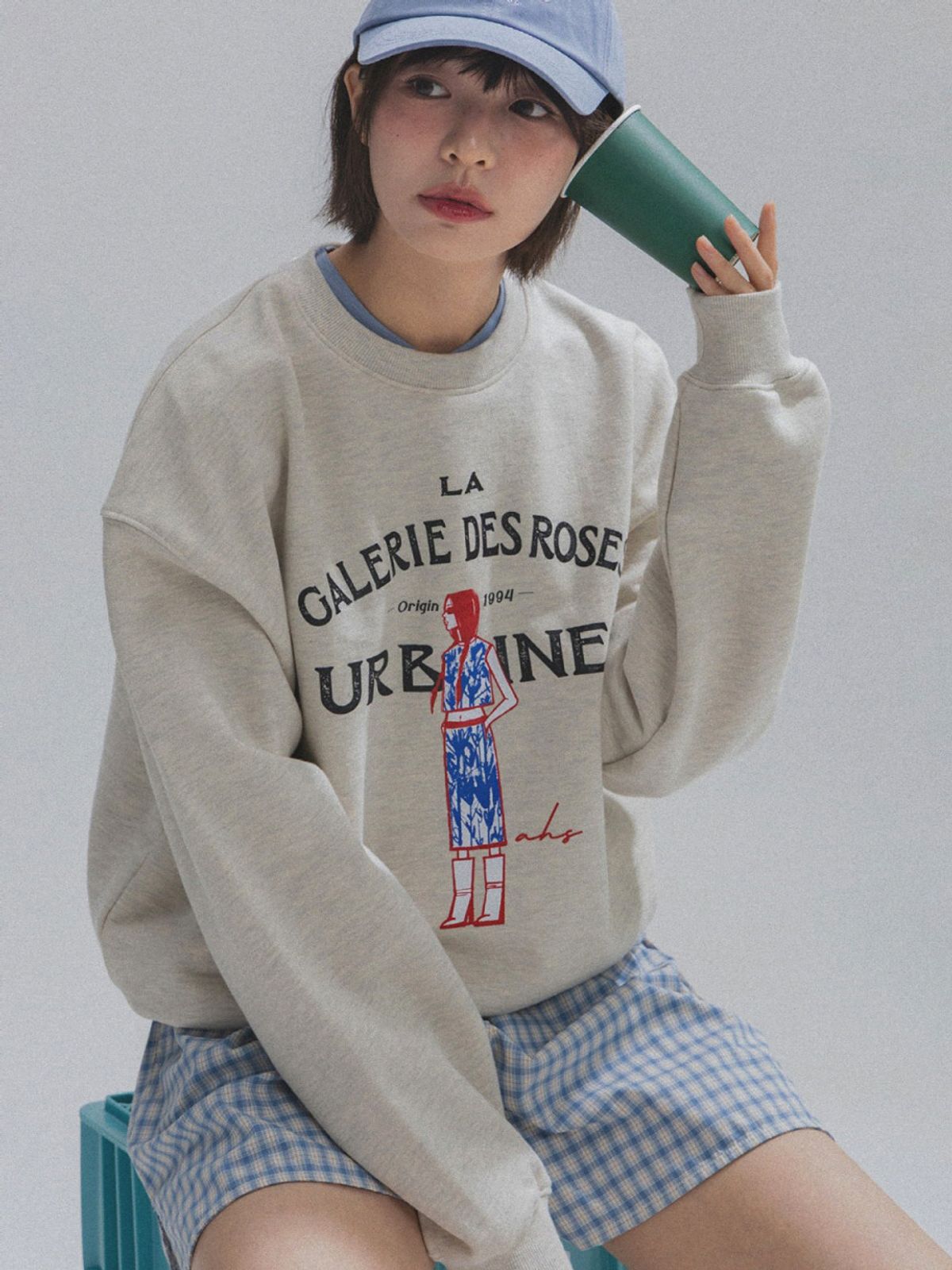 앤하츠(ANNEHEARTS) French Muse Artwork Sweatshirt_OATMEAL [2nd]