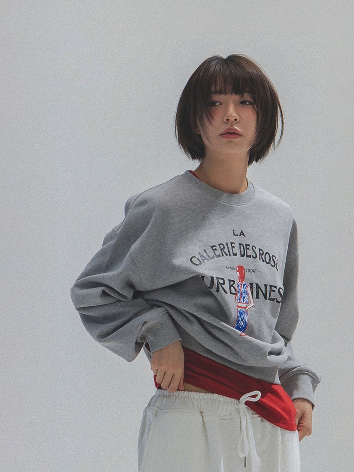 앤하츠(ANNEHEARTS) French Muse Artwork Sweatshirt_MELANGE