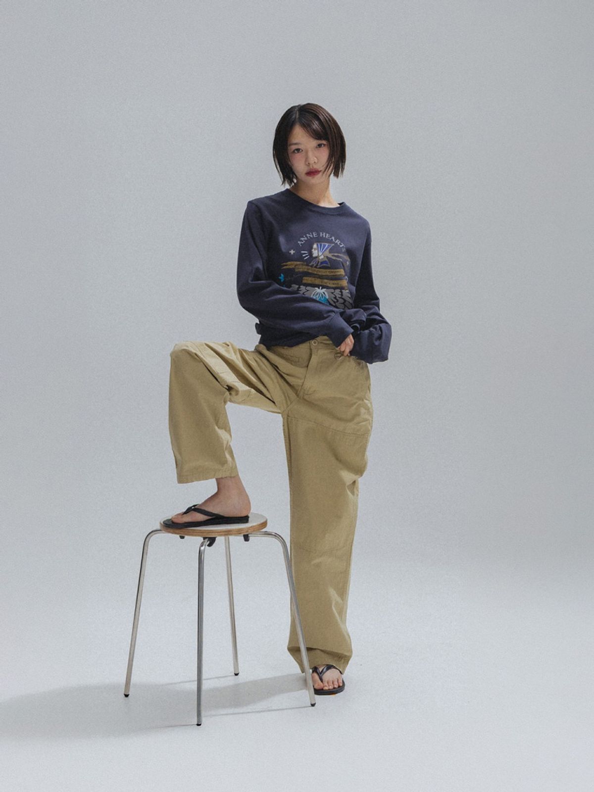 앤하츠(ANNEHEARTS) Bandena Muse Long Sleeve_CHARCOAL