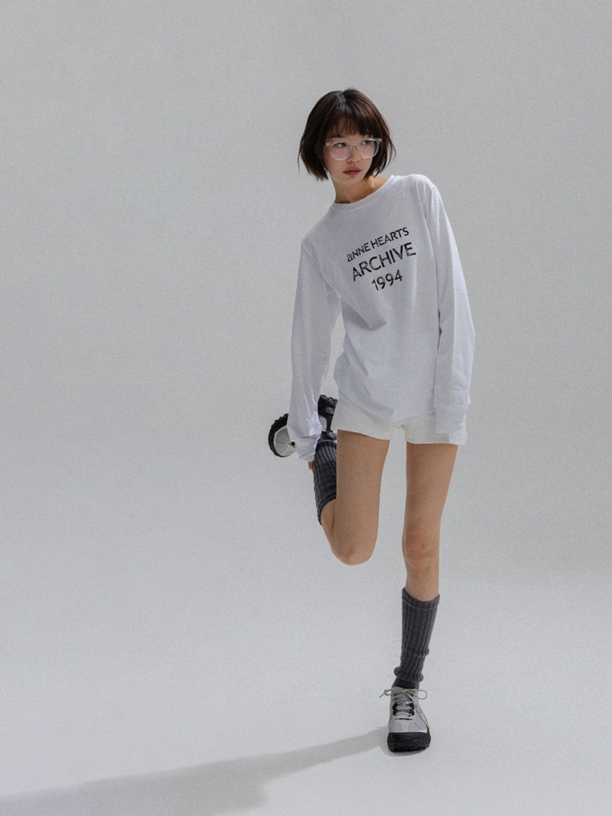 앤하츠(ANNEHEARTS) Vintage Letter Archive Sleeve_WHITE