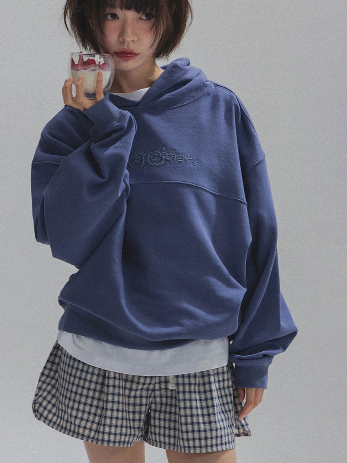 앤하츠(ANNEHEARTS) Easy Relaxed Check Shorts_NAVY