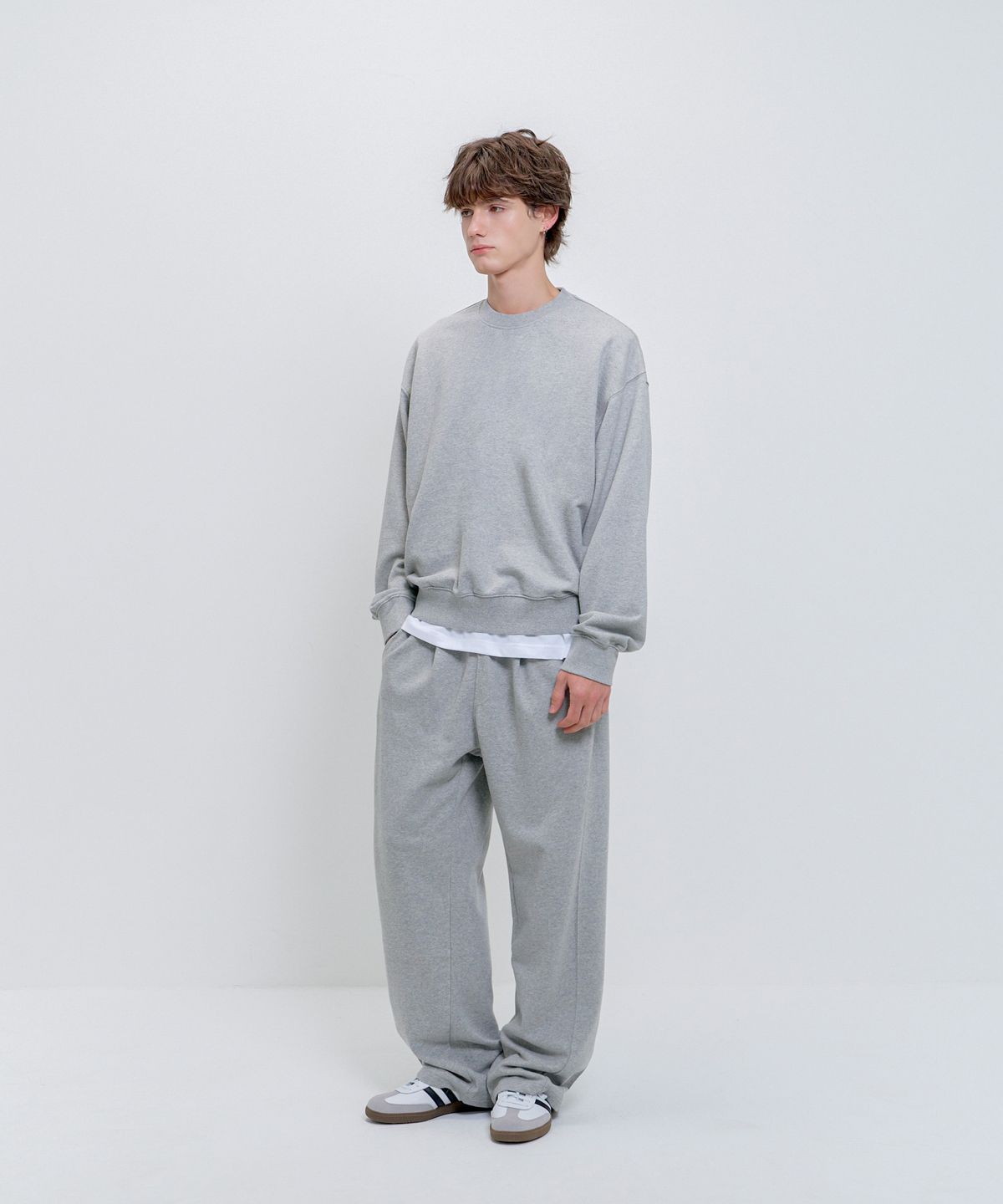 피에스쇼퍼(PSSHOPPER) [2 Pack] 워시드 라이닝 후드/맨투맨 커브드 와이드 팬츠 세트 [그레이]