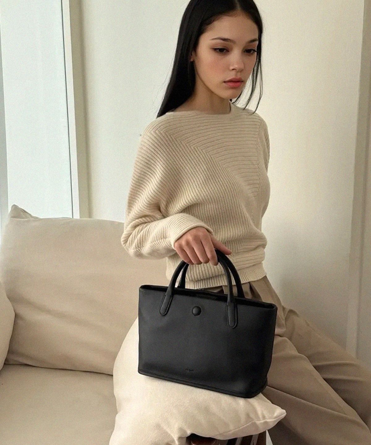 모베트(MOBETT) Vélo 소가죽 토트백 - 블랙(Small)