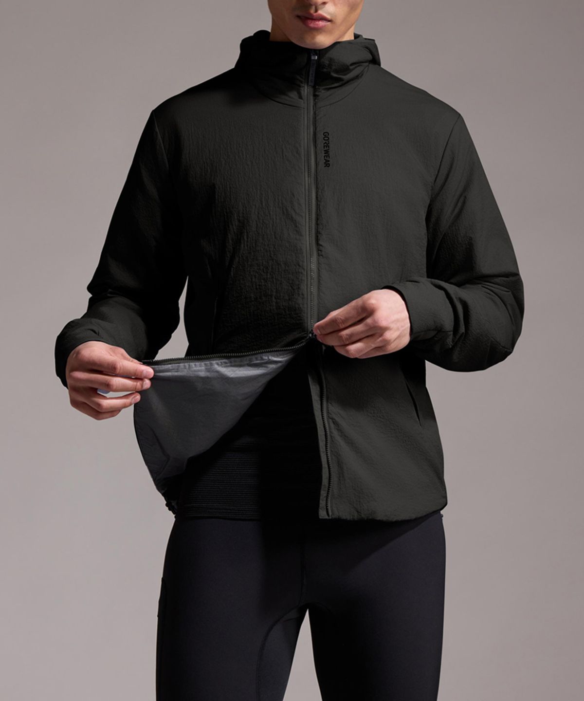 고어웨어(GOREWEAR) 컨커브 윈드스토퍼 ePE 인슐레이티드 후드 자켓 - 블랙 (남성용) 방풍 보온 아우터