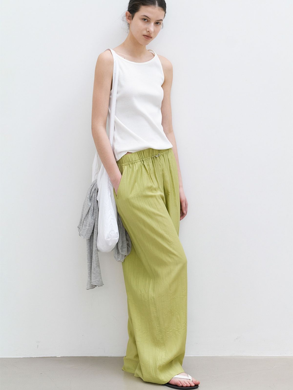 아틀리에 나인(ATELIER NAIN) CREASE WAIST BANDING STRING PANTS (PT-5757)