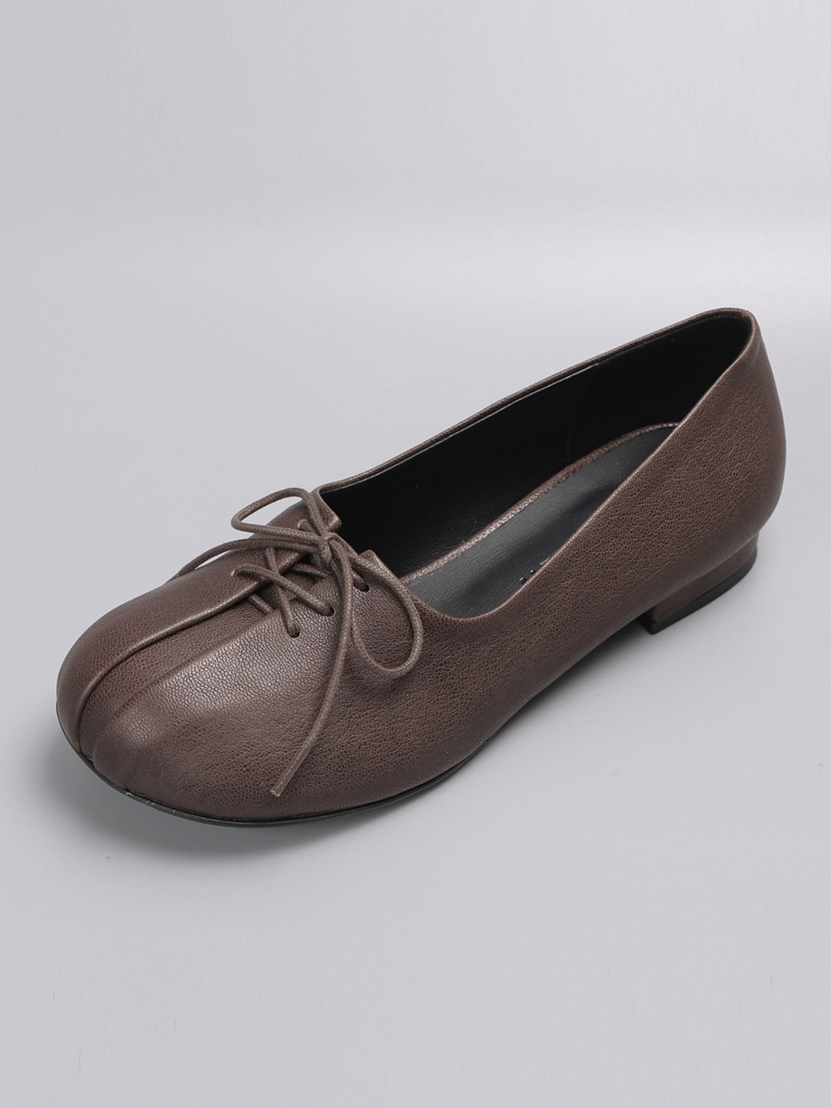 루시크루(LUCY CREW) 라운드토 레이스업 로퍼 LC594_2cm