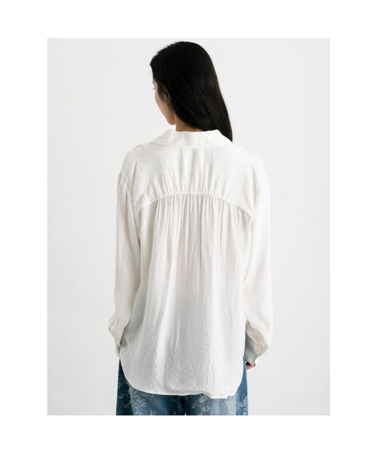 앙개(ANGGAE) Satin Shirts  White