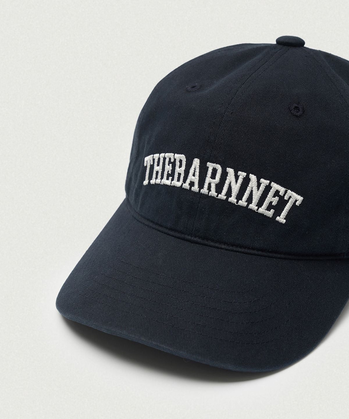 더바넷(THEBARNNET) Capital Logo Ball Cap_Navy